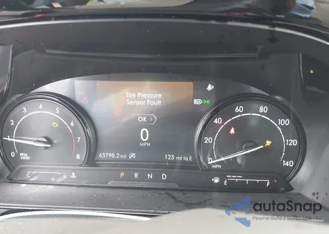 2020 Lincoln Corsair Standard z USA, uszkodzony, nr VIN 5LMCJ1C94LUL20230